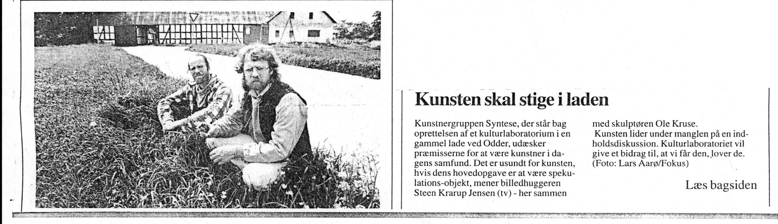 Kunsten skal stige i laden. Omtale (Synteses permanente kulturlaboratorium, Fensten 1994). Kristeligt Dagblad.